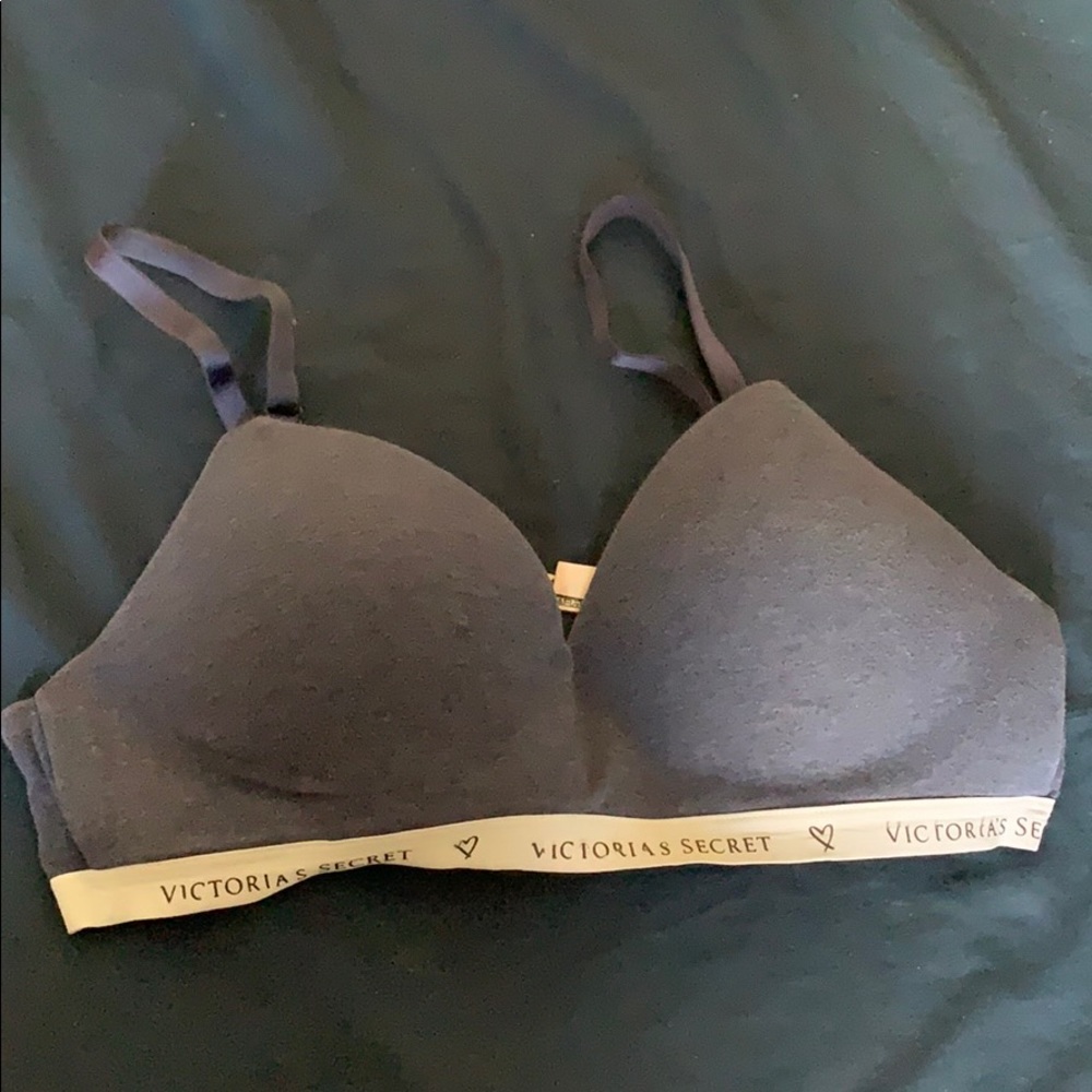 VS Navy T-shirt Bra
